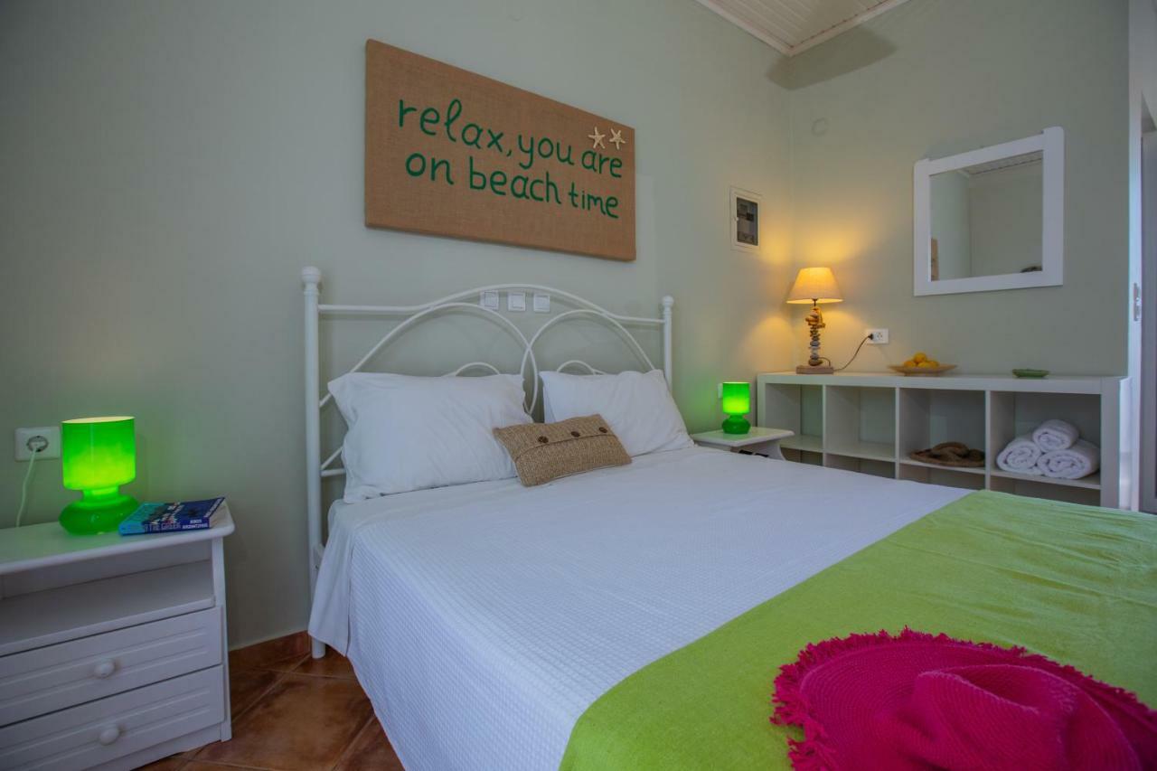 Sea View Studios Minia Екстер'єр фото